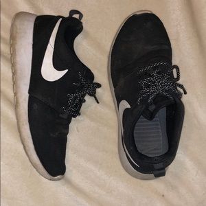 Nike Roshes